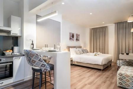 Urban Nest - Suites & - 44