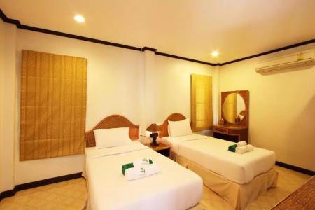 The Green Beach - 137