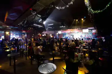 Charoen - 19