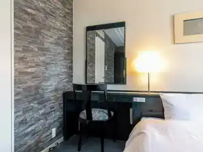 Century Plaza - 41