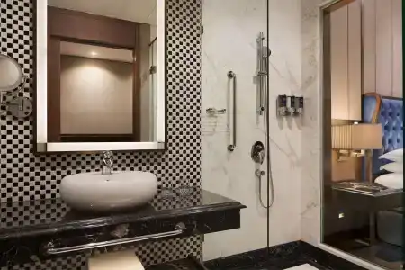Four Points by Sheraton Danang - 9