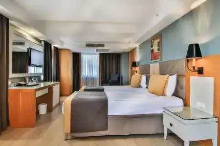 Saturn Palace Resort - 10