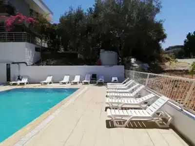 ÇİÇEk Apart Otel - 12