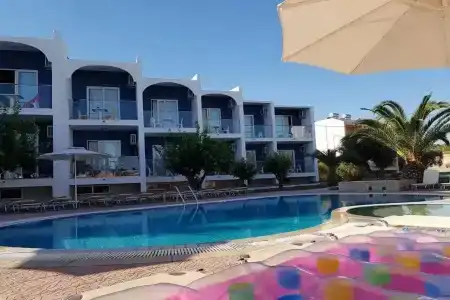 Sevastos Studios - 12