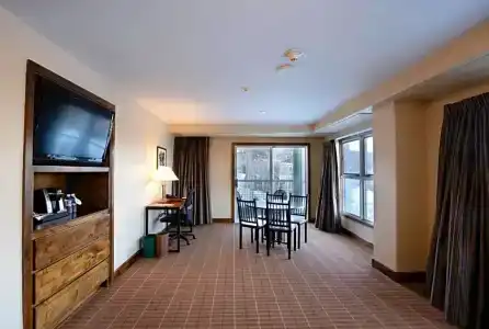 The Peaks and Spa - 78