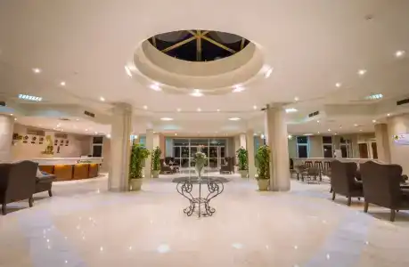 Sunny Days Mirette Family Resort - Families and couples only - 1