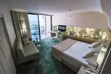 Cornelia De Luxe Resort - 33