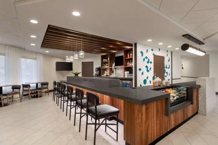 Hyatt Place Tucson Central - 24