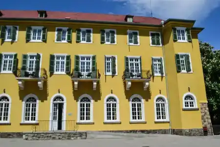 Eger & Park - 0