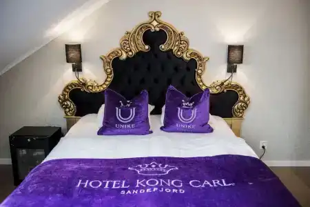 Kong Carl - 59