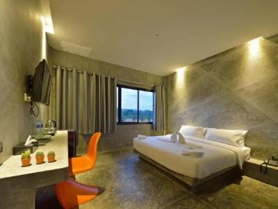 The Oasis Resort - 28