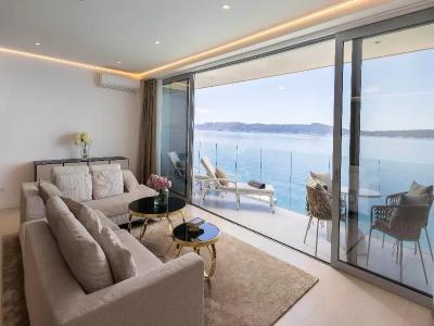 Luxury Amabilis - 129