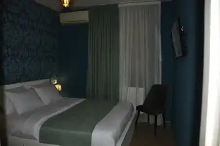 Vere Corner - 51