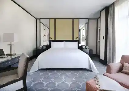 The Peninsula - 27