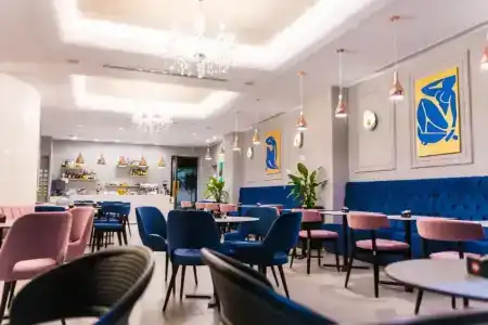 Golden City & Spa - 22