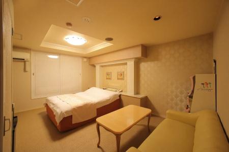 Fine Olive Kyoto Yamashina (Adult Only) - 1