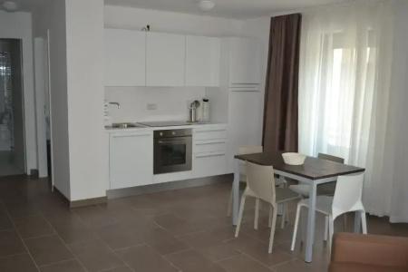 Bayer's Boardinghouse und - 95