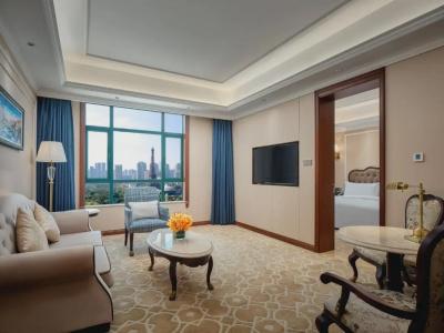 The Venice Raytour Shenzhen (close to HappyValley and Window of the world, has 1500m² outdoor pool) - 76