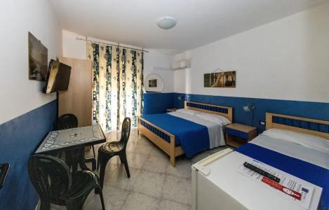 B&B Brezza Marina & Shoreline Restaurant - 46