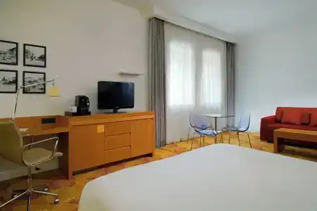 Courtyard by Marriott Budapest City Center - 66