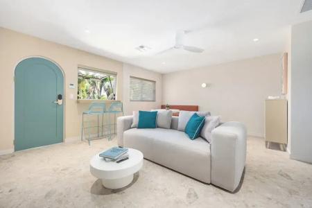Miami Shore Apartments & - 8