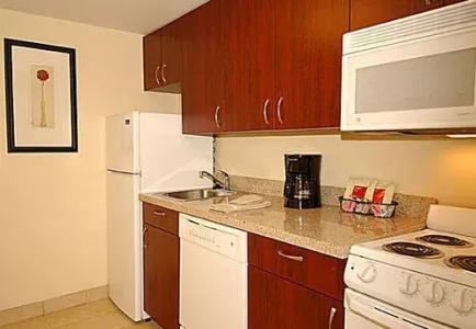 Comfort Suites - 25