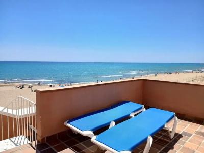 Lloyds Beach Club - 64