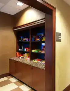 Hampton Inn & Suites/University Area - 13