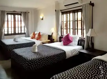 Uncle Sam Villa - 2