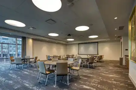 Holiday Inn Express & Suites - Charlotte - South End, An Ihg - 49