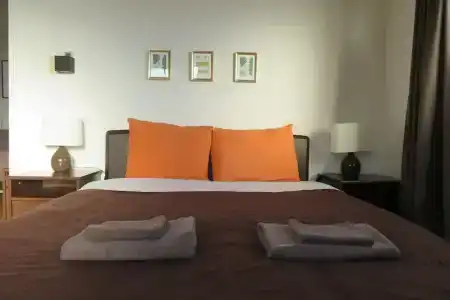 Sea View Court - 83