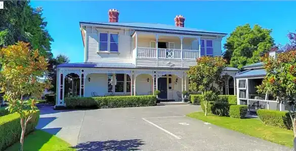 Merivale Manor - 25