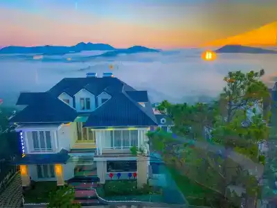 Dallas Dalat - 18