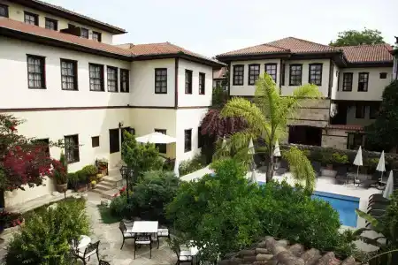 Tuvana - 8