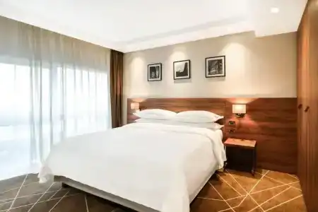 Sheraton - 118