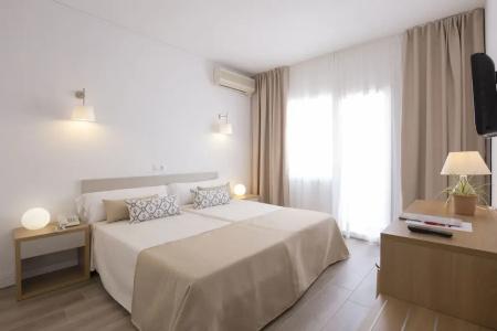 Cabot Romantic- Adults Only - 45