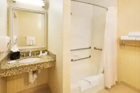 Hilton Garden Inn/Coastal Grand Mall - 58