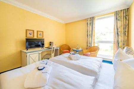 Rugard Thermal Strandhotel - 52