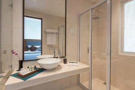 Ocean Edge Suites & Colombo - 10