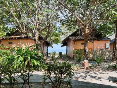 Kradan Beach - 18