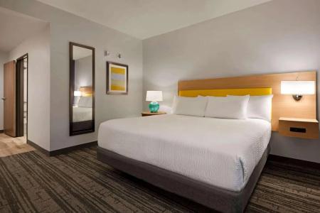 Super 8 By Wyndham/i-10 s Tx - 25