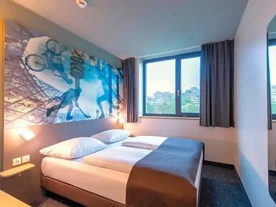 B&B München-Olympiapark - 53