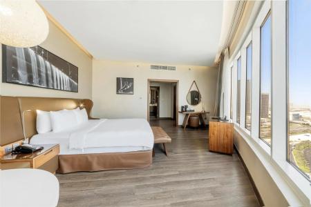 Radisson Blu, Dubai Canal View - 5