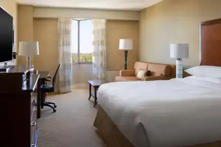 The Marriott Cornhusker - 16