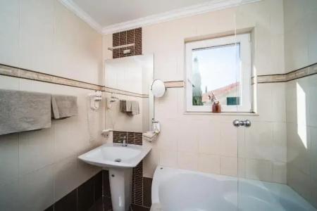 Pervanovo with Free Parking - 36