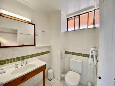 Camden Motor Inn - 48