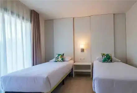 Golden Port Salou & Spa - 9