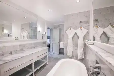 Waldorf Astoria Edinburgh - The Caledonian - 77