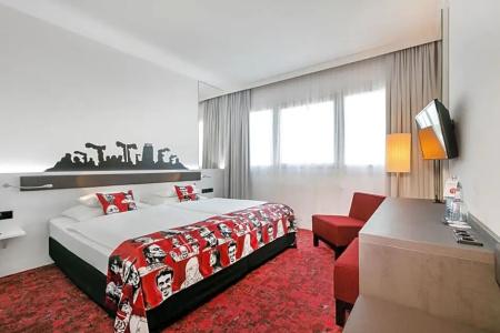 ARCOTEL Nike - 34