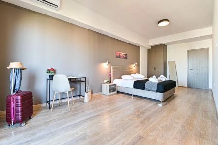 Thisean Modern Suites By Athens Stay - 41